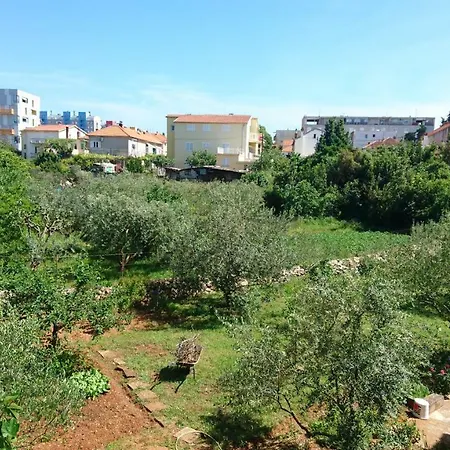 F-holiday Апартаменты